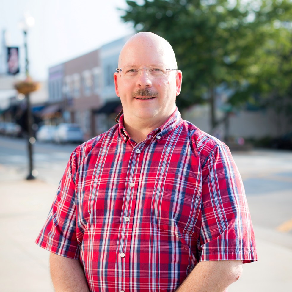 Headshot of Phil Shepard, IT consultant for MacVantage business services.